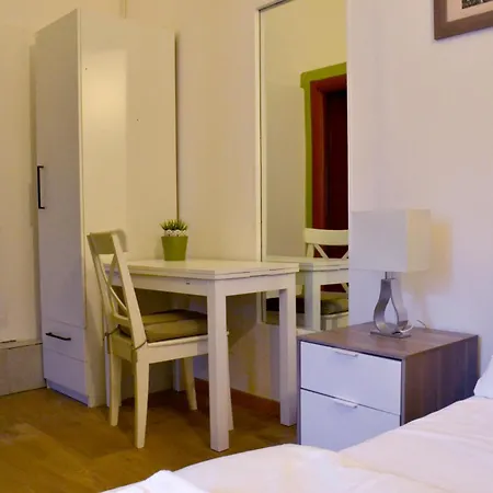 Green Domus Guest house 2*