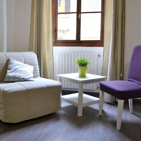 Green Domus Guest house
