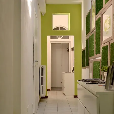 Green Domus Guest house